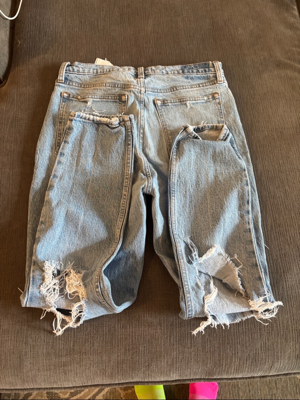 Abercrombie & Fitch Light Wash High-Rise Women's Jeans - Picture 3 of 3